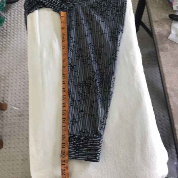 Men’s Long Sleeve Button Down Dress Shirt - Picture 7 of 7